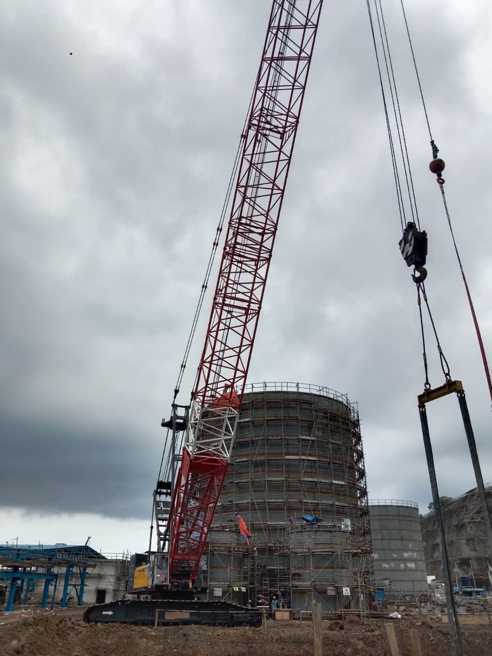 Sewa alat berat dan sewa crane Cilegon 